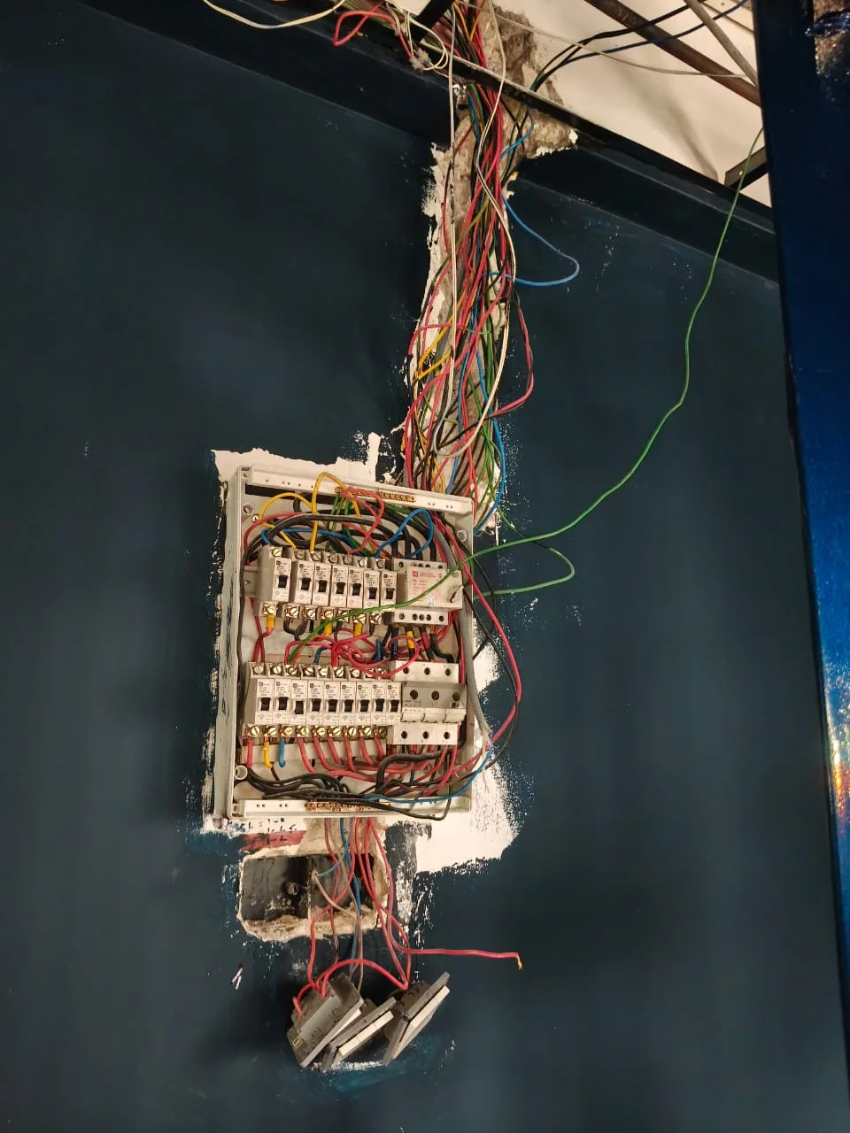 Perkhidmatan Elektrik